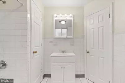 2246 S Hicks Street, Philadelphia, PA 19145 - Photo 13