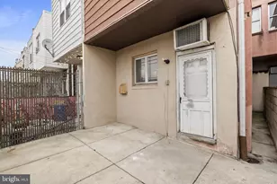 2246 S Hicks St, Philadelphia, PA 19145 - Photo 25