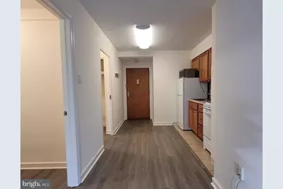 604 S Washington Square #1801, Philadelphia, PA 19106 - Photo 3