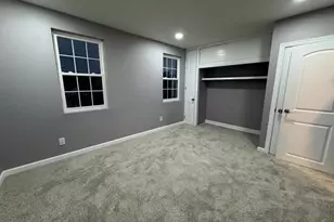 5441 Valley St, Philadelphia, PA 19124 - Photo 9