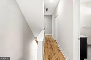 2201 E Susquehanna Ave, Philadelphia, PA 19125 - Photo 19