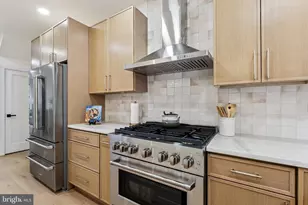 1031 Ellsworth, Philadelphia, PA 19147 - Photo 13