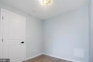 2215 Earp St, Philadelphia, PA 19146 - Photo 17