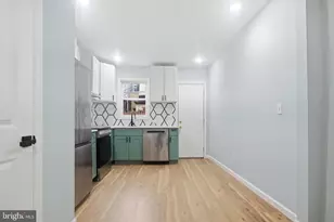 2215 Earp St, Philadelphia, PA 19146 - Photo 5