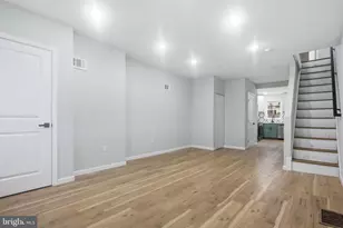 2215 Earp St, Philadelphia, PA 19146 - Photo 7