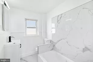 7823 Forrest Ave, Philadelphia, PA 19150 - Photo 15