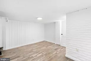 7823 Forrest Ave, Philadelphia, PA 19150 - Photo 21
