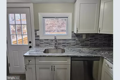 278 Fountain Street, Philadelphia, PA 19128 - Photo 3