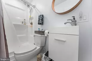 2013 E York St, Philadelphia, PA 19125 - Photo 15