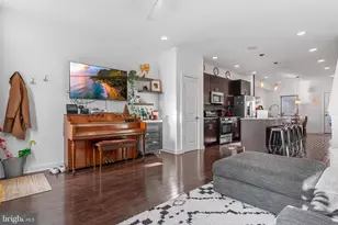 2013 E York St, Philadelphia, PA 19125 - Photo 5