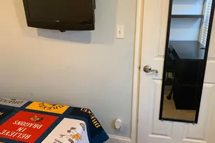 812 N Judson St, Philadelphia, PA 19130 - Photo 9