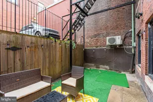 2134 Locust St, Philadelphia, PA 19103 - Photo 35