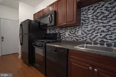 825 N 41st Street, Philadelphia, PA 19104 - Photo 11