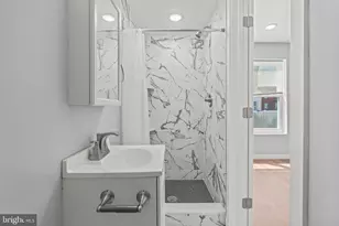 2046 N Carlisle St, Philadelphia, PA 19121 - Photo 15