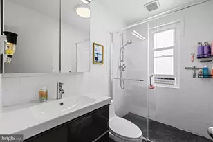 726 S 19th St, Philadelphia, PA 19146 - Photo 9