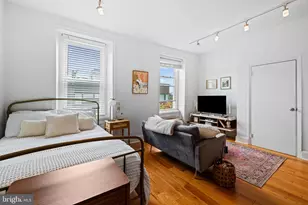 726 S 19th St, Philadelphia, PA 19146 - Photo 3