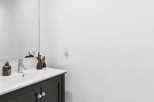 322 Brown St, Philadelphia, PA 19123 - Photo 7