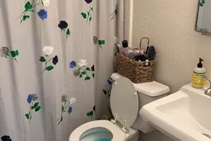 220 Locust St, Philadelphia, PA 19106 - Photo 5