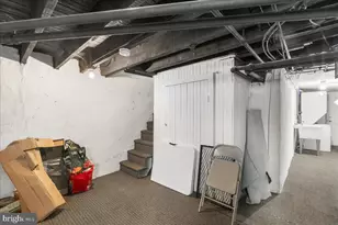 5211 Diamond St, Philadelphia, PA 19131 - Photo 27