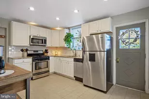 480 Markle, Philadelphia, PA 19128 - Photo 11