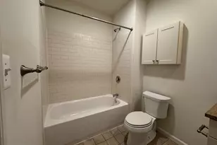 2040 Market St, Philadelphia, PA 19103 - Photo 5