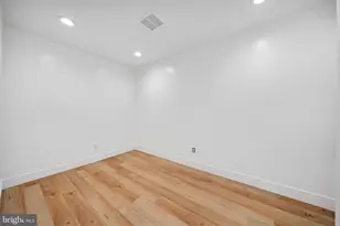 2230 Watkins St, Philadelphia, PA 19145 - Photo 13