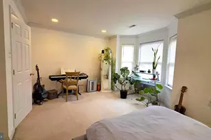 628 S 27th St, Philadelphia, PA 19146 - Photo 11