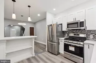 4674 N Sydenham St, Philadelphia, PA 19140 - Photo 13