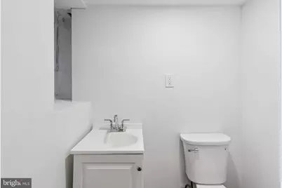 4674 N Sydenham Street, Philadelphia, PA 19140 - Photo 27