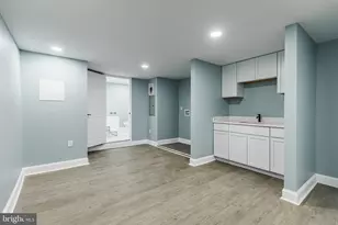 825 S 60th St, Philadelphia, PA 19143 - Photo 15