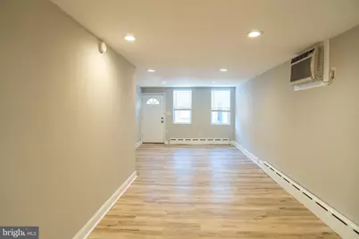 939 Mountain Street, Philadelphia, PA 19148 - Photo 5