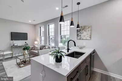 752 S 16th Street #2C, Philadelphia, PA 19146 - Photo 13