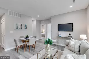 752 S 16th St, Philadelphia, PA 19146 - Photo 5