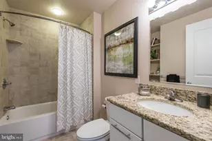 1501 Locust St, Philadelphia, PA 19102 - Photo 21