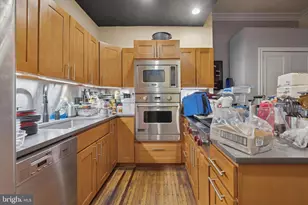 916 Clinton St, Philadelphia, PA 19107 - Photo 5