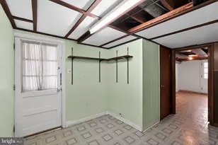 523 Wigard Ave, Philadelphia, PA 19128 - Photo 27