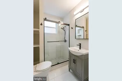 2429 S Garnet Street, Philadelphia, PA 19145 - Photo 15