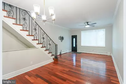 2429 S Garnet Street, Philadelphia, PA 19145 - Photo 3