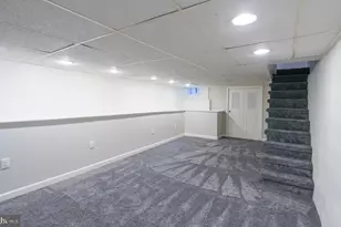 2429 S Garnet St, Philadelphia, PA 19145 - Photo 23