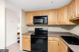 2001 Hamilton St, Philadelphia, PA 19130 - Photo 7