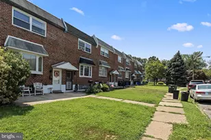 2874 Tolbut St, Philadelphia, PA 19136 - Photo 3