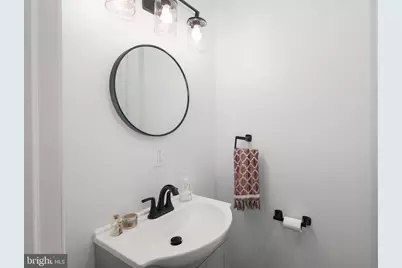 1910 S Alder Street, Philadelphia, PA 19148 - Photo 9