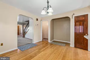 2012 Murray St, Philadelphia, PA 19115 - Photo 9