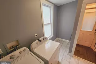 1759 N 27th St, Philadelphia, PA 19121 - Photo 9