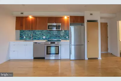 152 W Laurel Street #UNIT 206, Philadelphia, PA 19123 - Photo 5