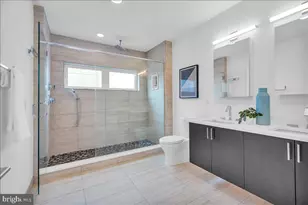 638 N 5th St, Philadelphia, PA 19123 - Photo 9