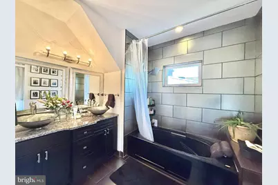 165 W Thompson Street, Philadelphia, PA 19122 - Photo 13