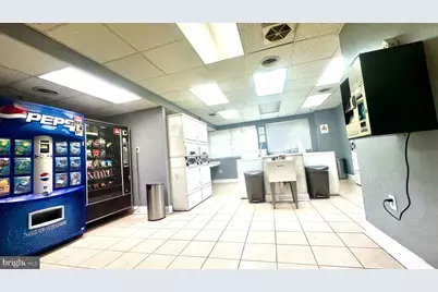 2101 Chestnut Street #317, Philadelphia, PA 19103 - Photo 15