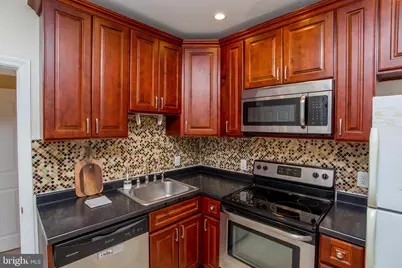 5230 Hazel Avenue, Philadelphia, PA 19143 - Photo 15