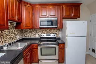 5230 Hazel Ave, Philadelphia, PA 19143 - Photo 15